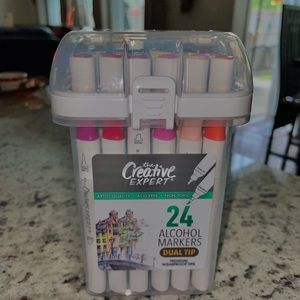 The creative expert double sided markers